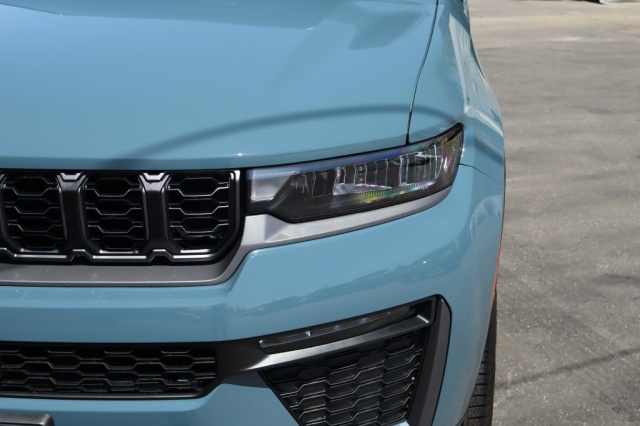 New 2027 Jeep Grand Cherokee   in Norco, CA 7