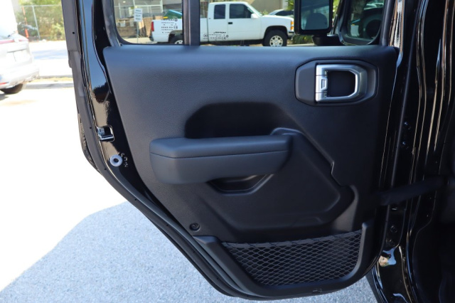 New 2026 Jeep Gladiator Sport S  in Norco, CA 31