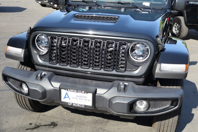 New 2026 Jeep Gladiator Sport S  in Norco, CA 8