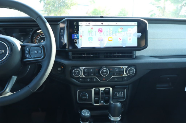 New 2026 Jeep Gladiator Sport S  in Norco, CA 24