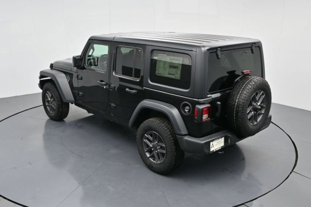 Used 2024 Jeep Wrangler Sport  in Norco, CA 18