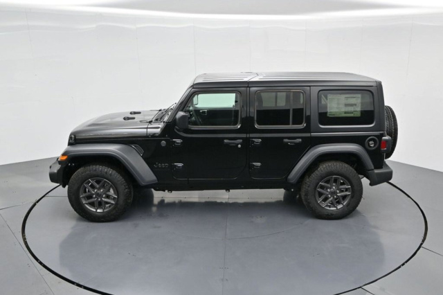 Used 2024 Jeep Wrangler Sport  in Norco, CA 19