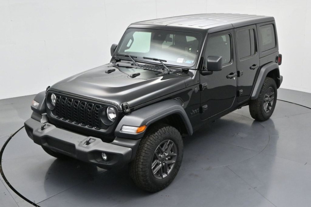 Used 2024 Jeep Wrangler Sport  in Norco, CA 10