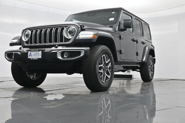 New 2025 Jeep Wrangler Sahara  in Norco, CA 9