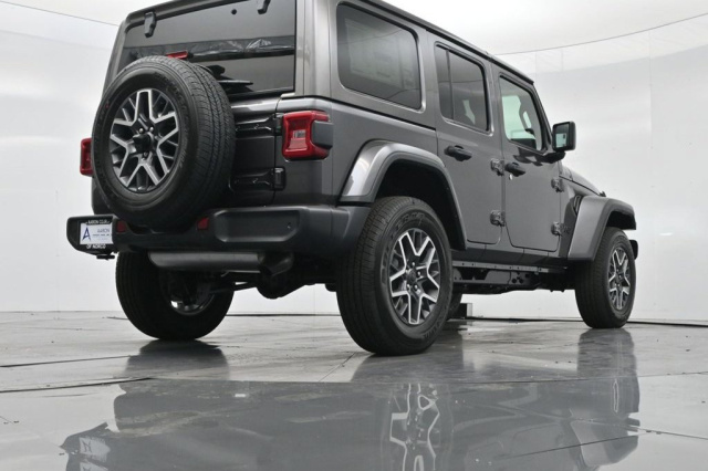 New 2025 Jeep Wrangler Sahara  in Norco, CA 13