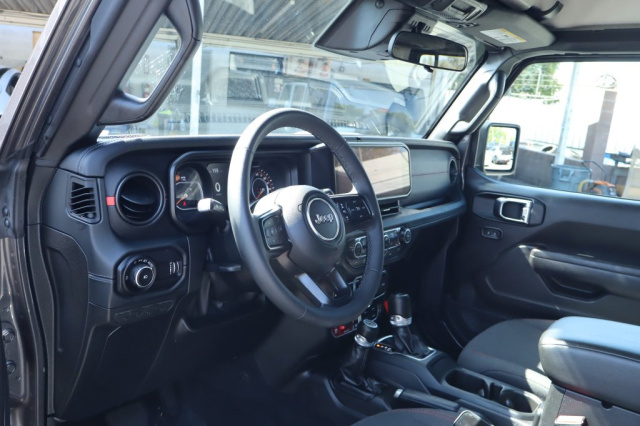 Used 2025 Jeep Wrangler Rubicon  in Norco, CA 16