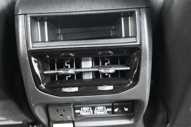 New 2025 Jeep Grand Cherokee Limited  in Norco, CA 42