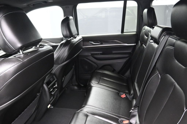 New 2025 Jeep Grand Cherokee Limited  in Norco, CA 27
