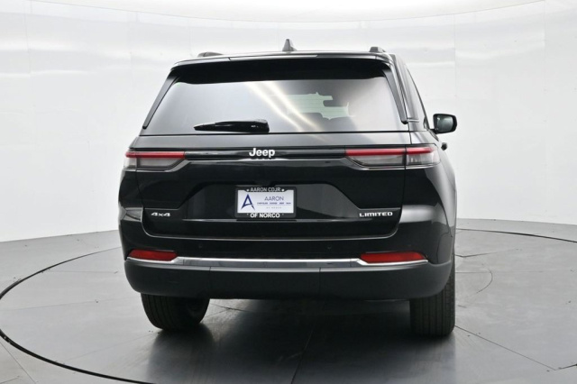 New 2025 Jeep Grand Cherokee Limited  in Norco, CA 6