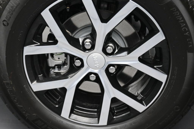 New 2025 Jeep Grand Cherokee Limited  in Norco, CA 46