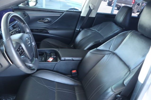 Used 2023 Lexus ES 300h Luxury  in Norco, CA 18