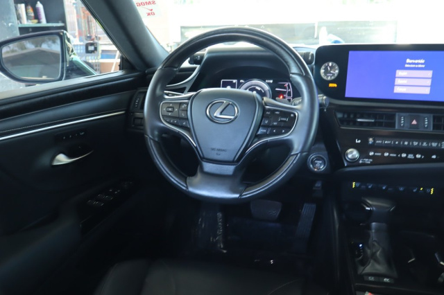 Used 2023 Lexus ES 300h Luxury  in Norco, CA 26