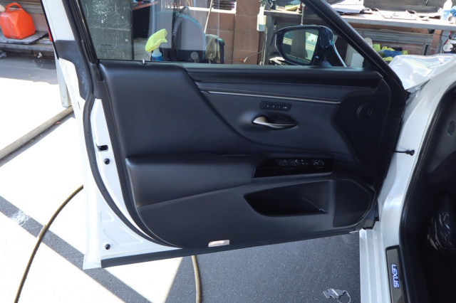 Used 2023 Lexus ES 300h Luxury  in Norco, CA 17