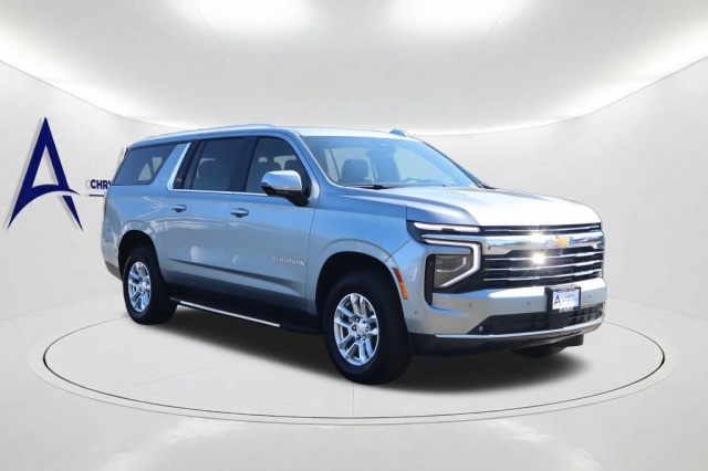 Used 2026 Chevrolet Suburban LT  in Norco, CA 2