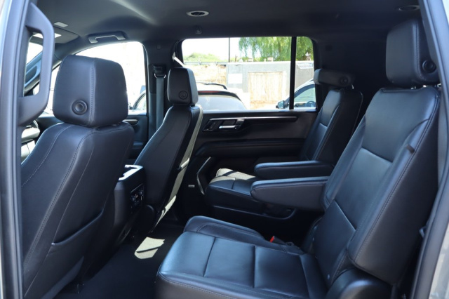 Used 2026 Chevrolet Suburban LT  in Norco, CA 35