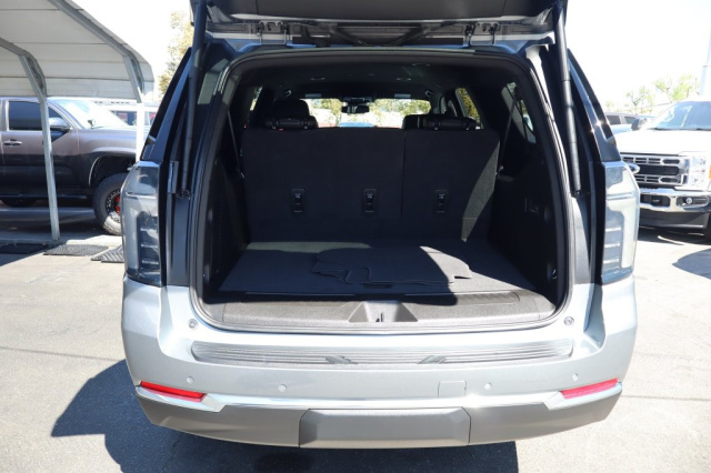 Used 2026 Chevrolet Suburban LT  in Norco, CA 37