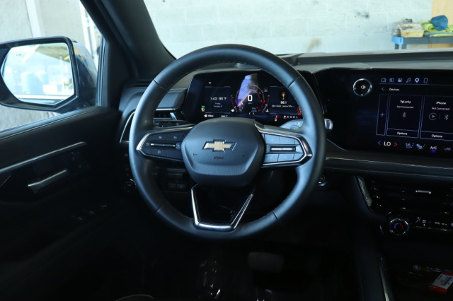 Used 2026 Chevrolet Suburban Premier  in Norco, CA 27
