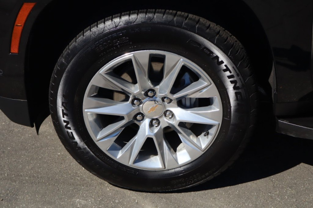 Used 2026 Chevrolet Suburban Premier  in Norco, CA 13
