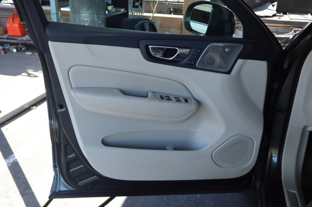Used 2019 Volvo XC60 T6 Inscription  in Norco, CA 17