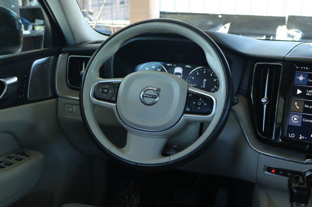 Used 2019 Volvo XC60 T6 Inscription  in Norco, CA 26