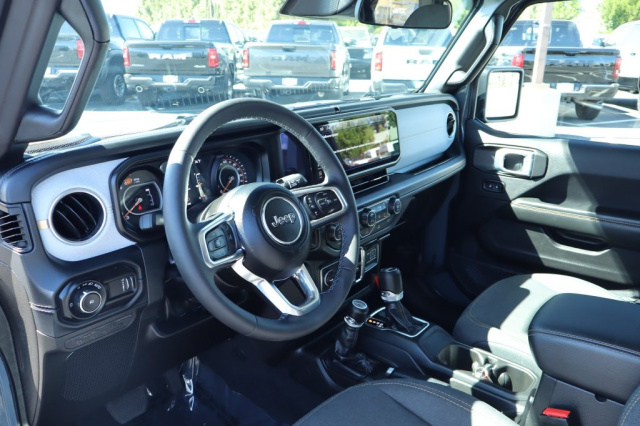 Used 2026 Jeep Wrangler Sahara  in Norco, CA 16