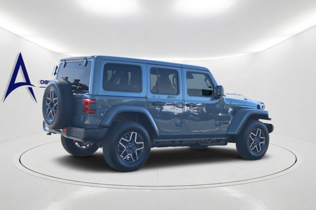 Used 2026 Jeep Wrangler Sahara  in Norco, CA 3