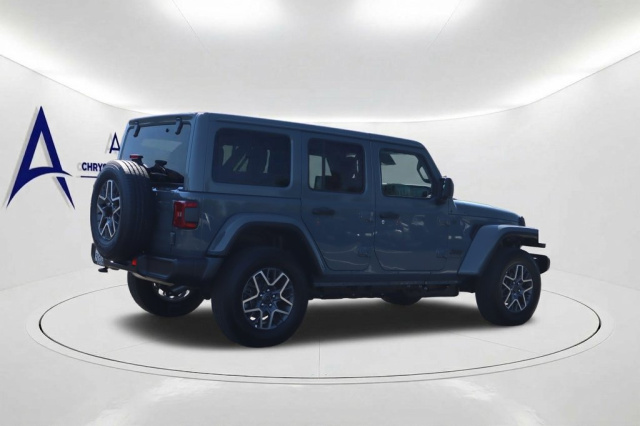 Used 2026 Jeep Wrangler Sahara  in Norco, CA 3