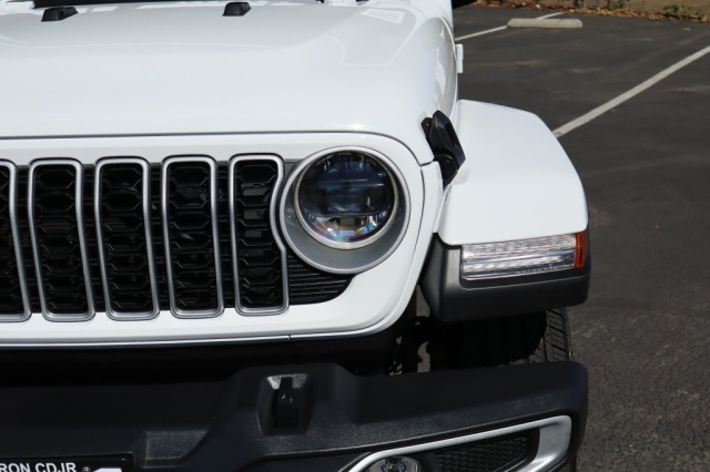 Used 2026 Jeep Wrangler Sahara  in Norco, CA 7