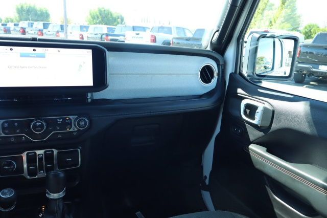 Used 2026 Jeep Wrangler Sahara  in Norco, CA 29