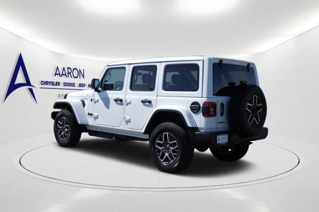 Used 2026 Jeep Wrangler Sahara  in Norco, CA 6