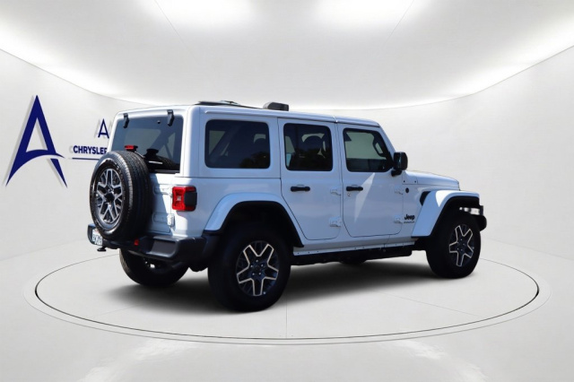 Used 2026 Jeep Wrangler Sahara  in Norco, CA 3