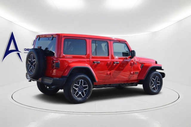 Used 2026 Jeep Wrangler Sahara  in Norco, CA 3