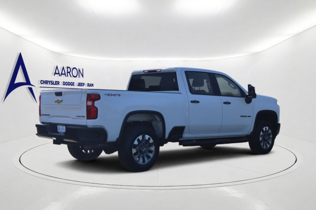 Used 2022 Chevrolet Silverado 2500HD Custom  in Norco, CA 3