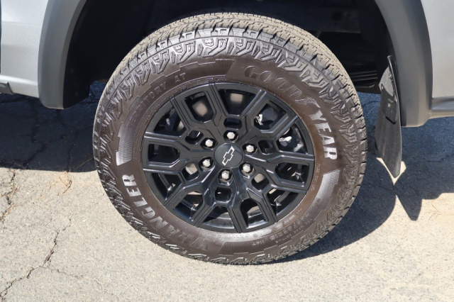 Used 2025 Chevrolet Colorado Trail Boss  in Norco, CA 12