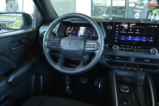 Used 2025 Chevrolet Colorado Trail Boss  in Norco, CA 27