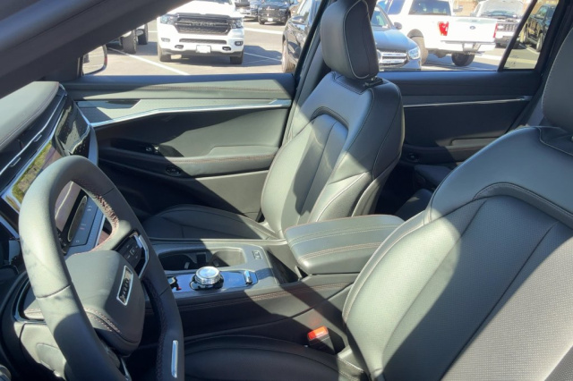 Used 2025 Jeep Wagoneer S Limited  in Norco, CA 10