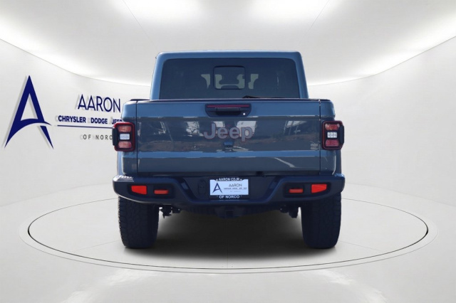 Used 2025 Jeep Gladiator Mojave  in Norco, CA 4