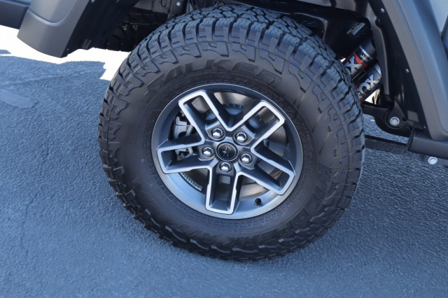 Used 2025 Jeep Gladiator Mojave  in Norco, CA 10