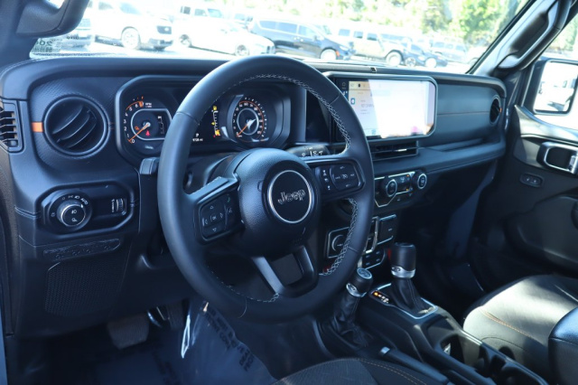 Used 2025 Jeep Gladiator Mojave  in Norco, CA 16