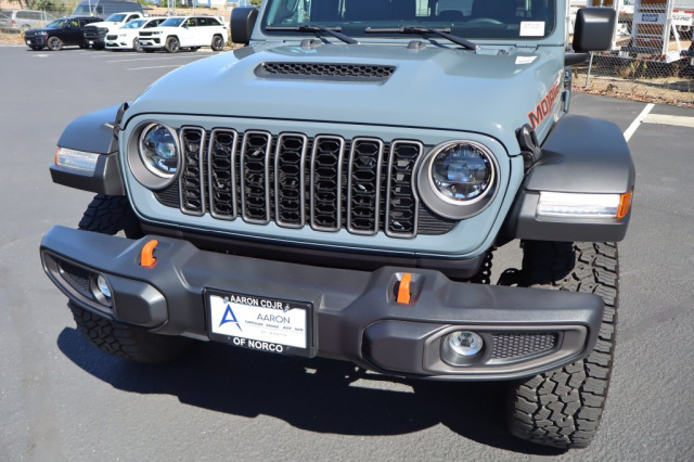 Used 2025 Jeep Gladiator Mojave  in Norco, CA 8