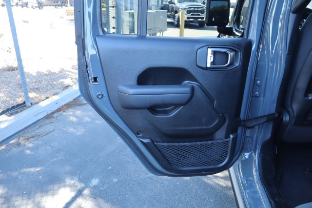 Used 2025 Jeep Gladiator Mojave  in Norco, CA 35