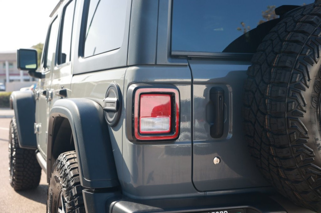 Used 2019 Jeep Wrangler Unlimited Rubicon  in Norco, CA 15