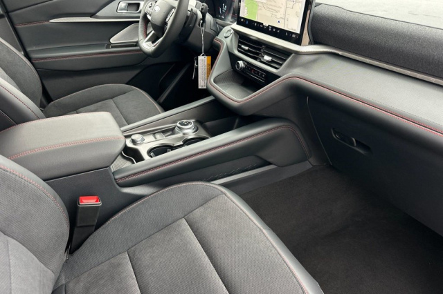 Used 2025 Ford Explorer ST-Line  in Norco, CA 21