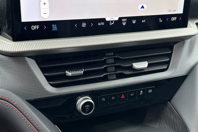 Used 2025 Ford Explorer ST-Line  in Norco, CA 29
