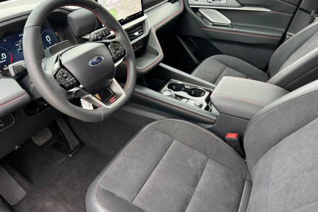 Used 2025 Ford Explorer ST-Line  in Norco, CA 9