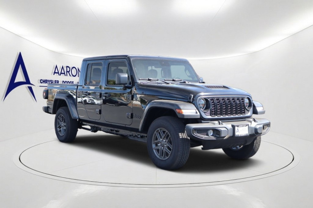 New 2026 Jeep Gladiator Sport S  in Norco, CA 2