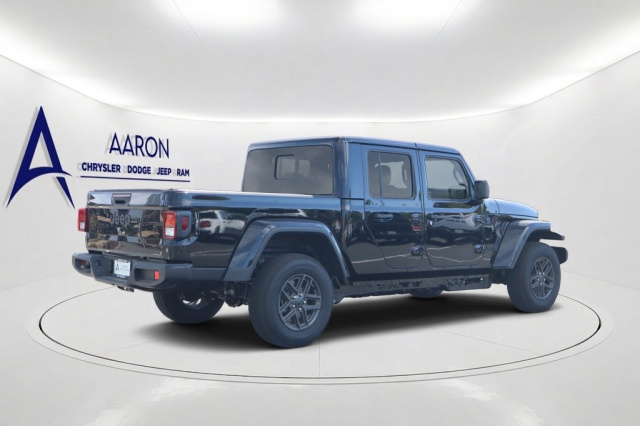 New 2026 Jeep Gladiator Sport S  in Norco, CA 3