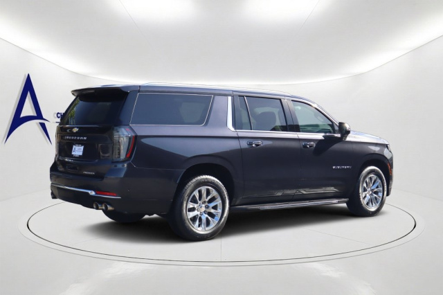 Used 2026 Chevrolet Suburban Premier  in Norco, CA 3