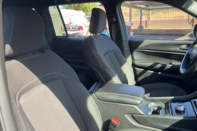 Used 2025 Jeep Grand Cherokee Laredo  in Norco, CA 14