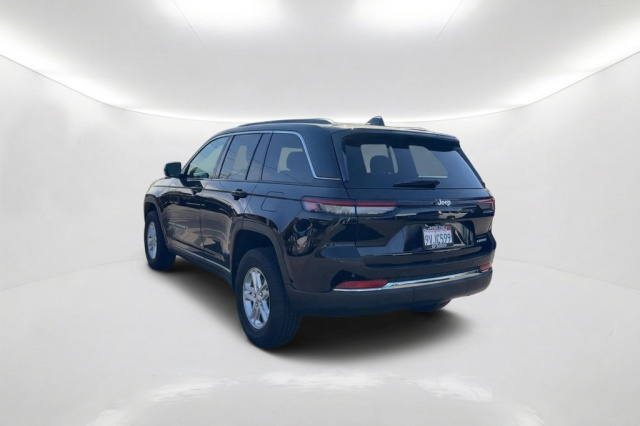 Used 2025 Jeep Grand Cherokee Laredo  in Norco, CA 7